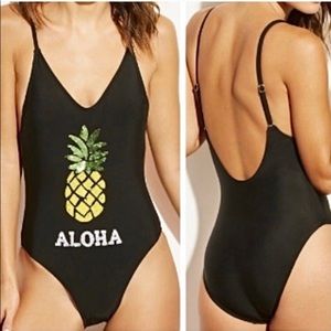 NWT Pineapple Sequin ALOHA bating suit. Sz XL